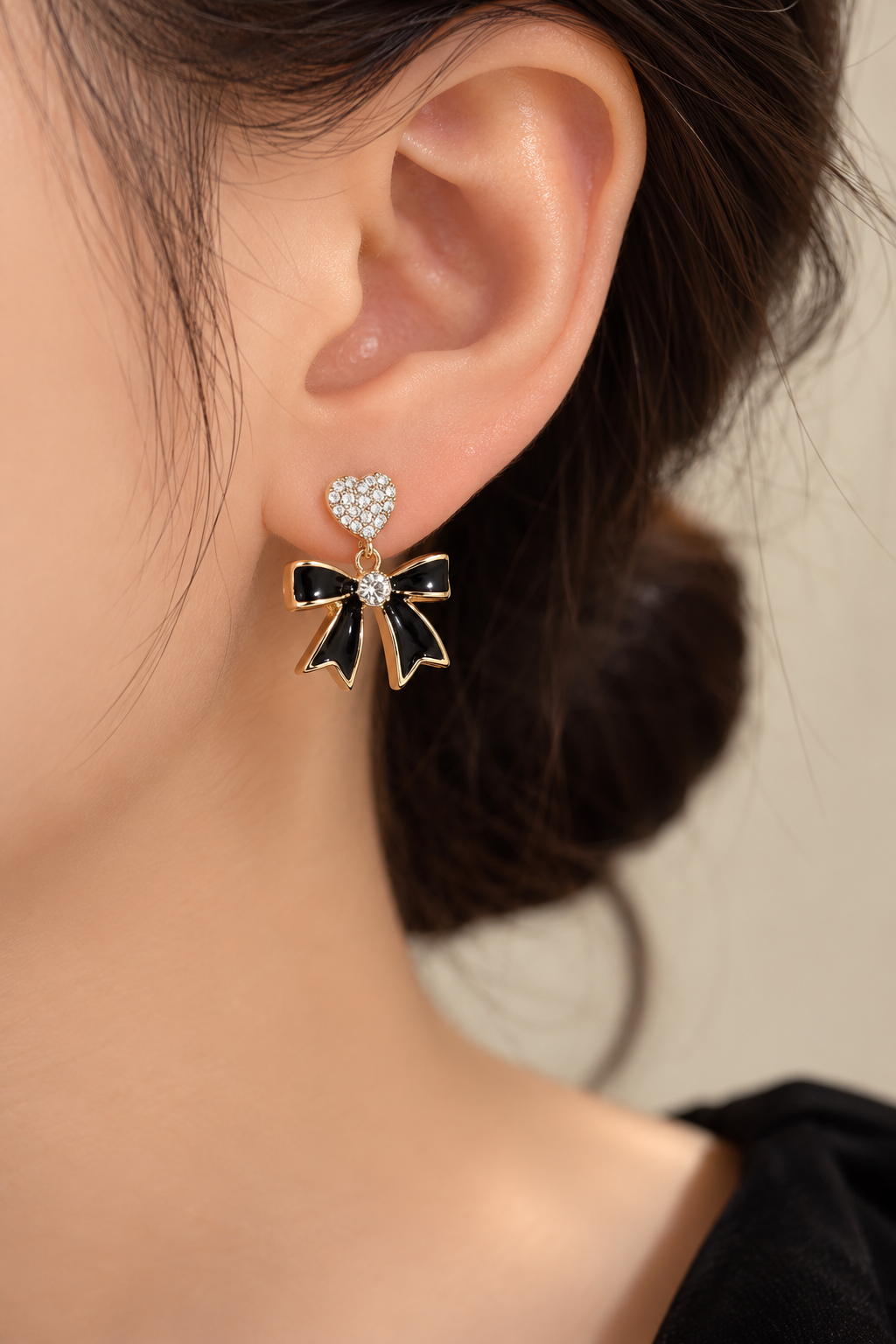 Black BOW HEART EARIINGS SN128